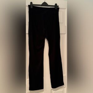 JJill Fit performance high-rise bootcut pant. Black. Size small